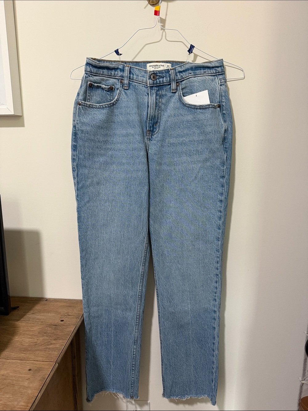 Abercrombie & Fitch Light Wash 90s Straight Mid-Rise Jeans
